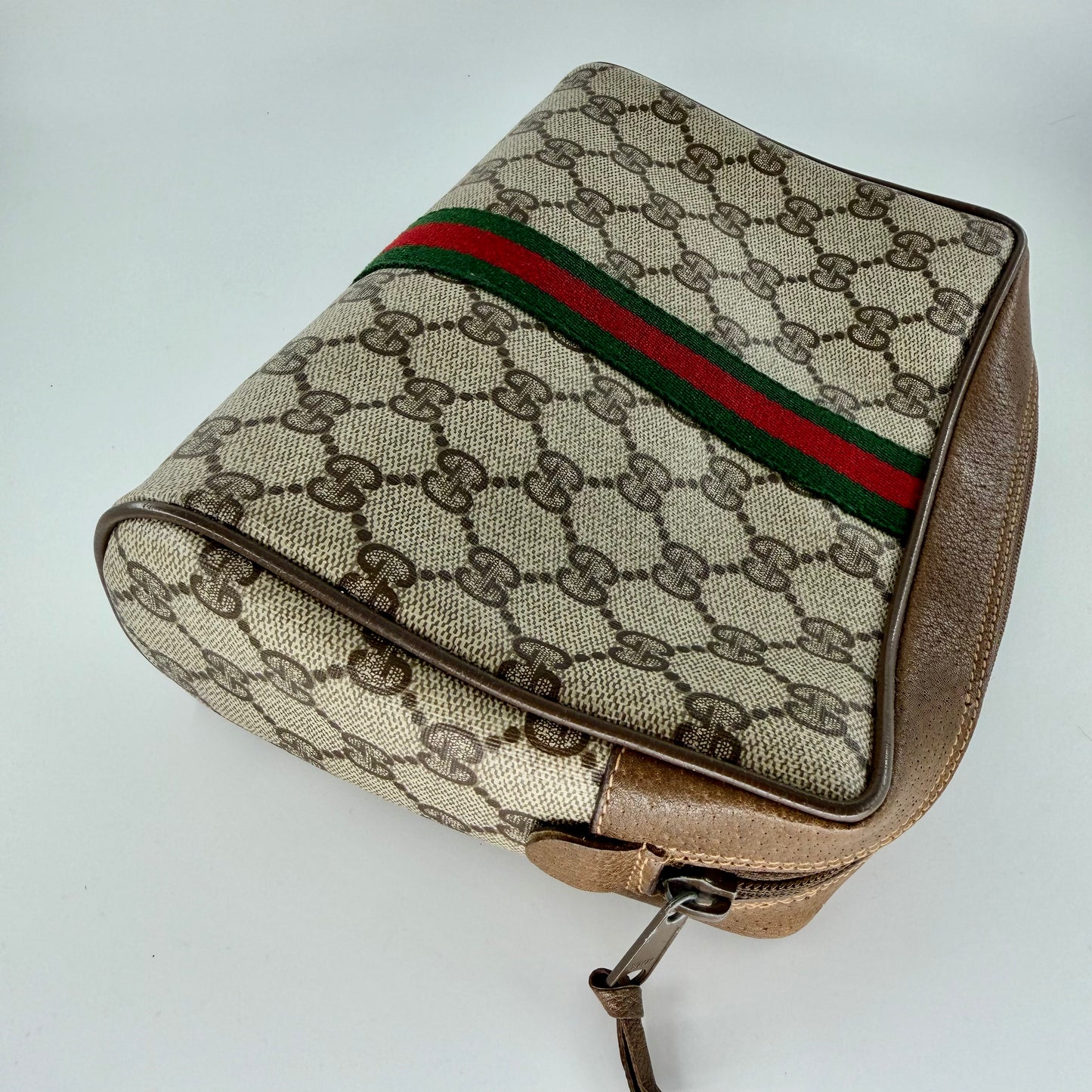 Gucci GG Monogram with Sherry line Clutch