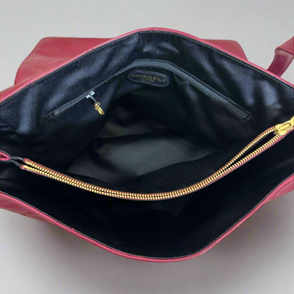 Chanel Red Lambskin Matelasse Messenger