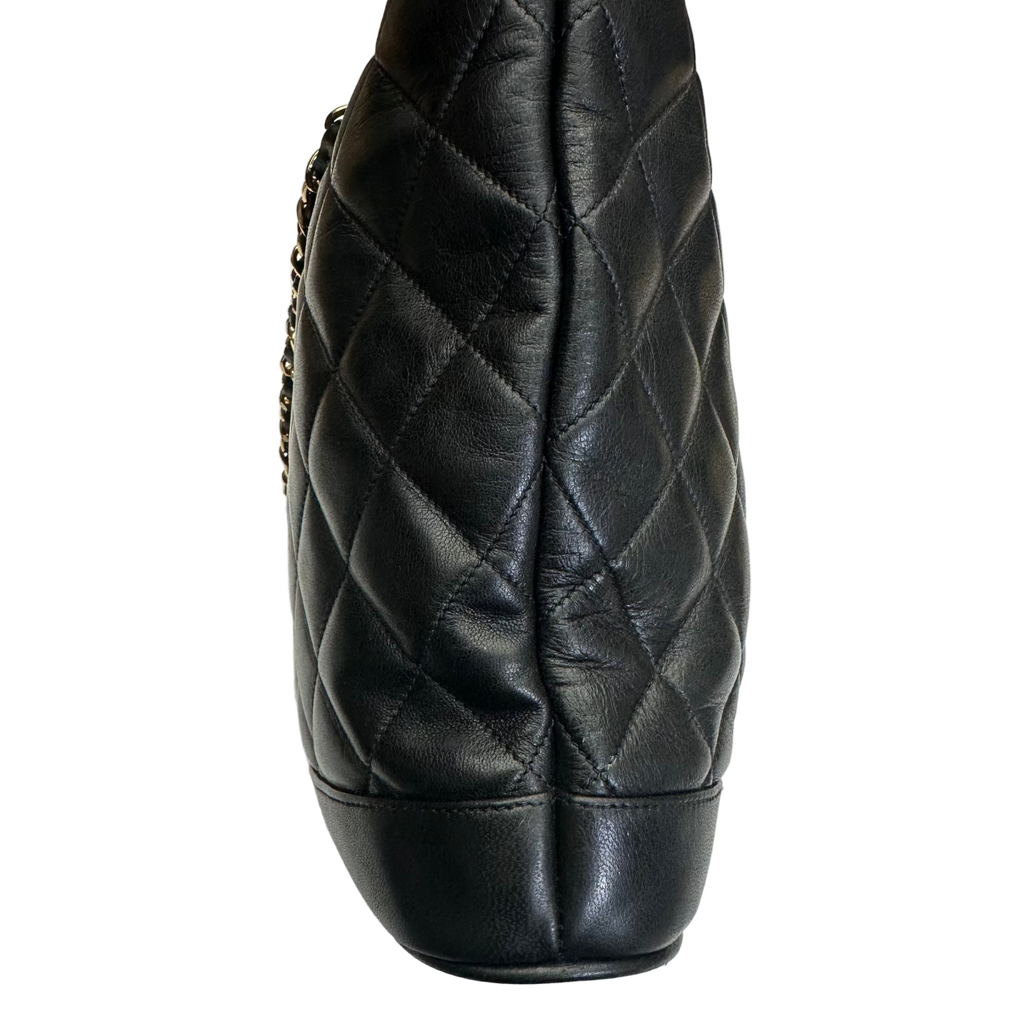 CHANEL Black lambskin Matelassé Medium Tote/Shoulder Bag