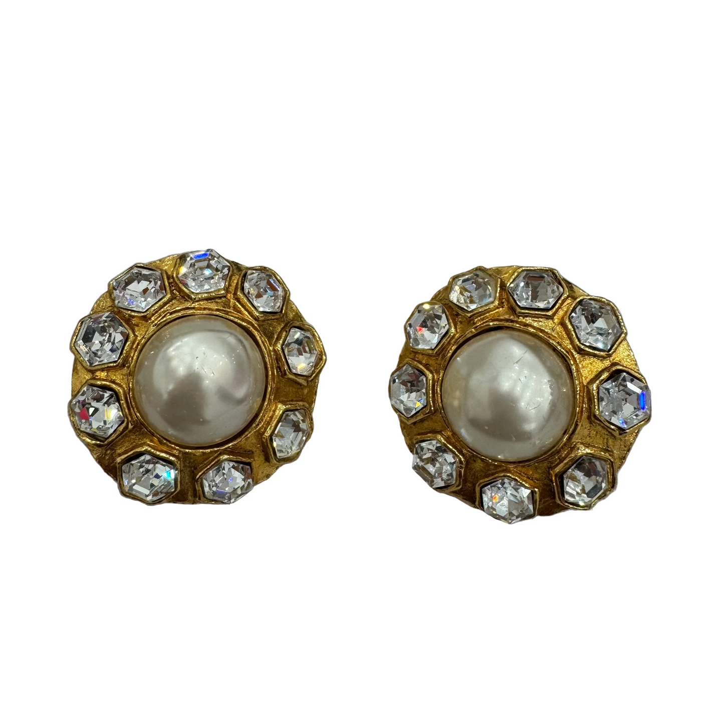 CHANEL Gold Flower Pearl Earring