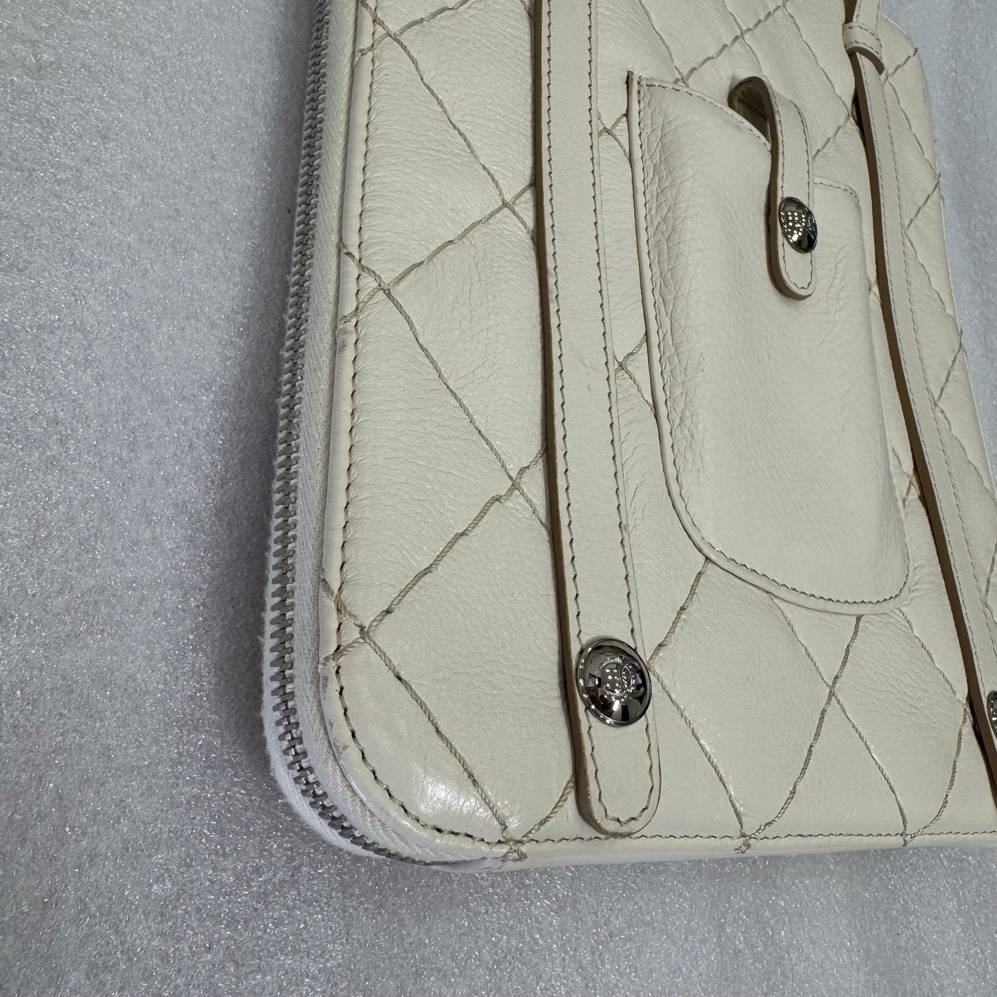 Chanel White/Beige Caviar ipad Case