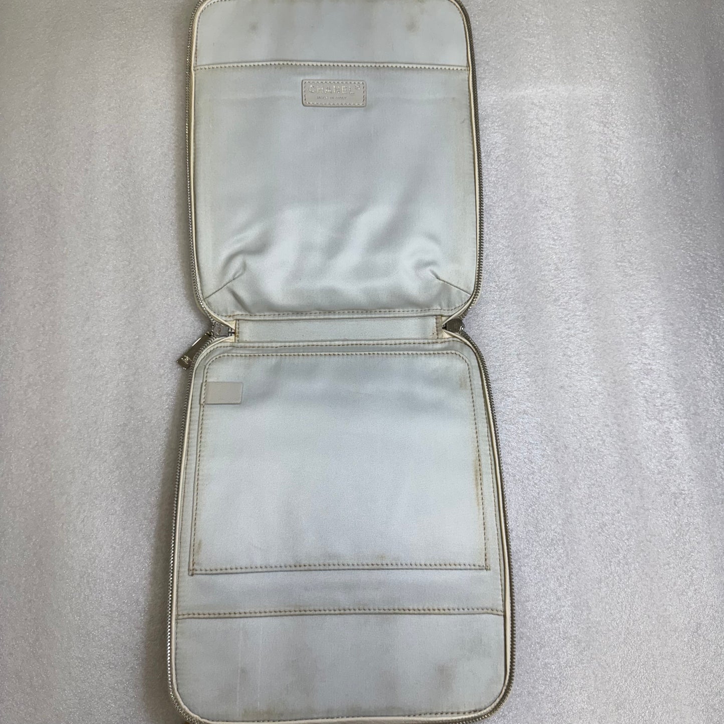 Chanel White/Beige Caviar ipad Case