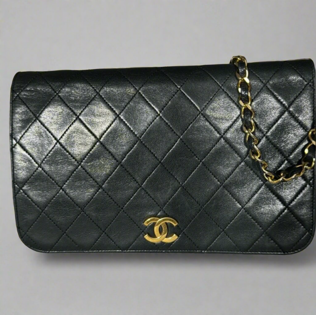 Chanel Black Lambskin Vintage Matelasse Full Flap, Medium