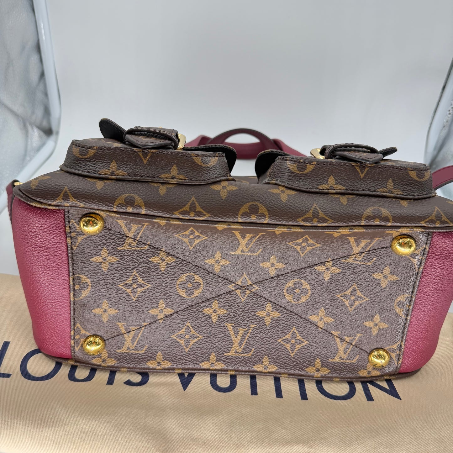 Louis Vuitton Brown/Burgundy Manhattan NM Handbag